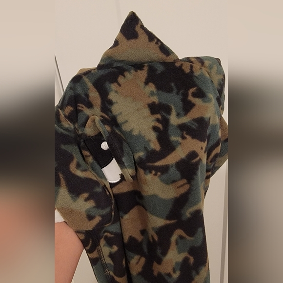 Adult Dinosaur PJS/ New - Picture 2 of 7